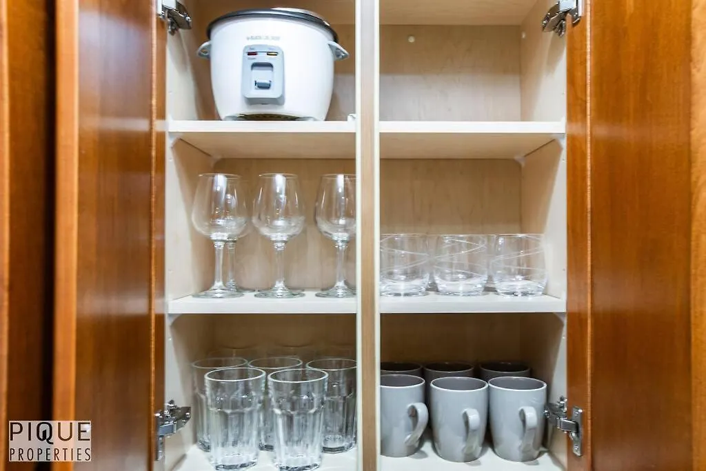 אדמונטון Chic Modern Vibes - Sleeps 6 - Netfix - Wifi - Long Stays