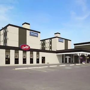 Отель Travelodge By Wyndham West, Эдмонтон